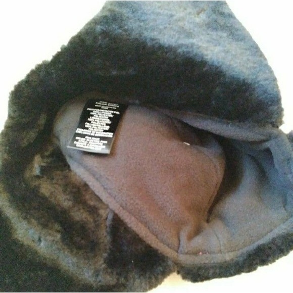NWT QUILTED HAT AVIATOR FAUX FUR HAT FLEECE BLACK BARBIE PINK NEW - Picture 3 of 3